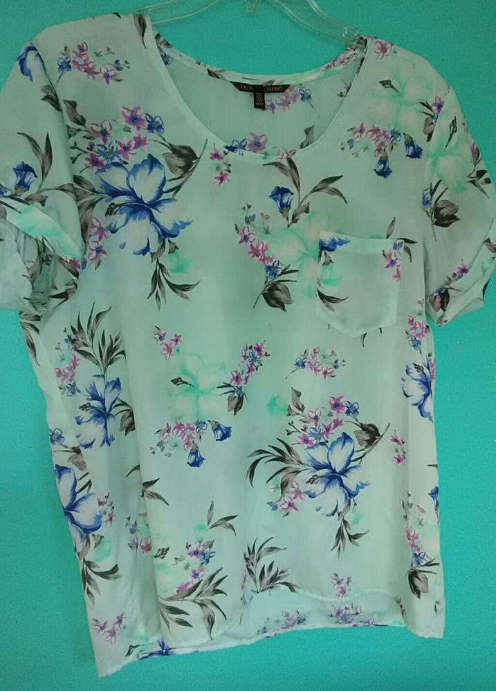 Victoria Secret Short Sleeve Floral Blouse